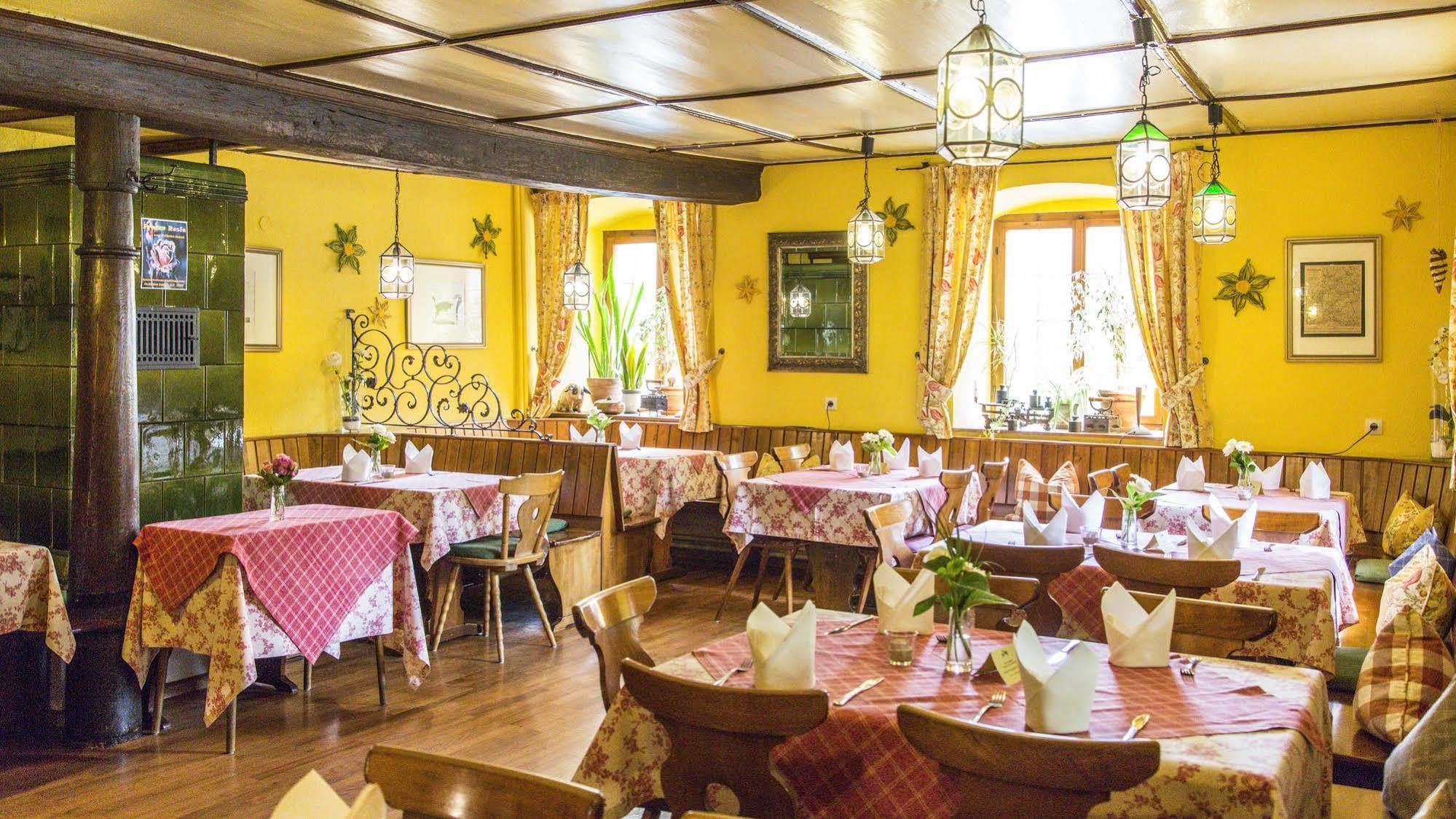 Hotel-Restaurant Zum Ochsen Schallstadt Dış mekan fotoğraf